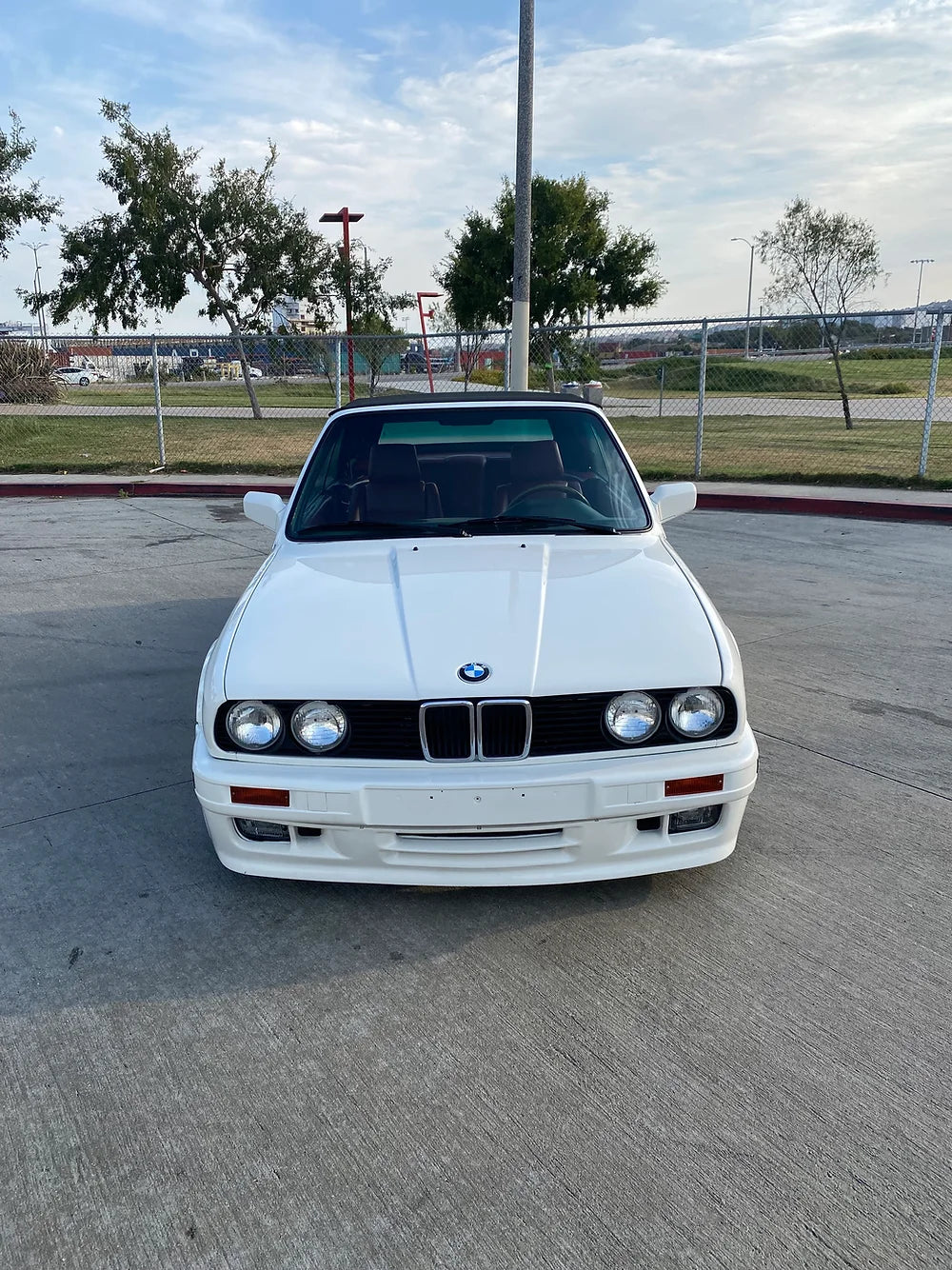 1992 BMW E30 318i